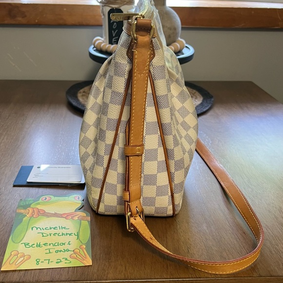 Authentic Louis Vuitton Siracusa MM - Picture 3 of 16